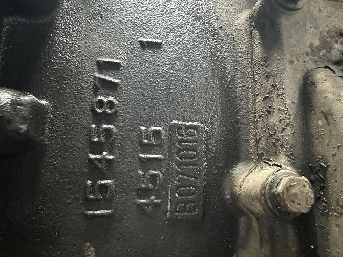 Нужен 1545871 корпус кпп Скания.  - photo 1