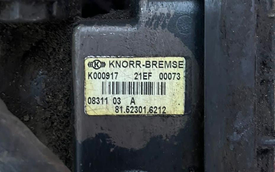 Нужен кран управления тормозами прицепа MAN 81523016212, Knorr-bremse k000917 на MAN TGX 2008г.  - photo 1