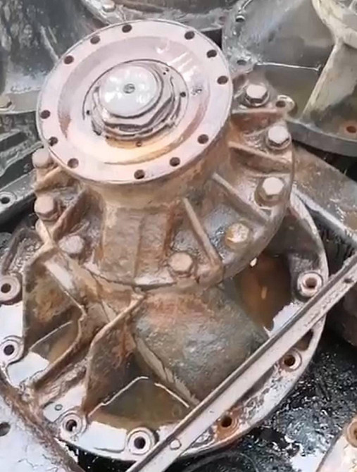 Нужен редуктор Вольво 37/10 23 зуба.  - photo 1