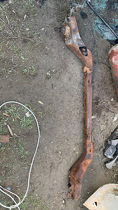 Нужна 5010320554 траверса задней подвески кабины Renault.  - photo 1