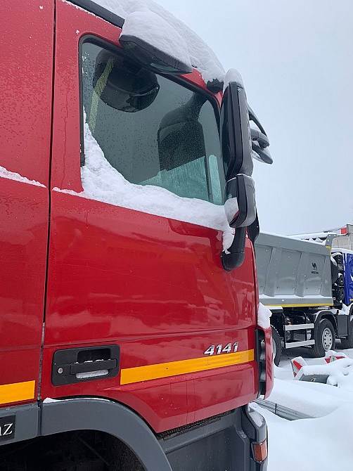 Ищу каркас двери правый на Актрос.  - photo 1