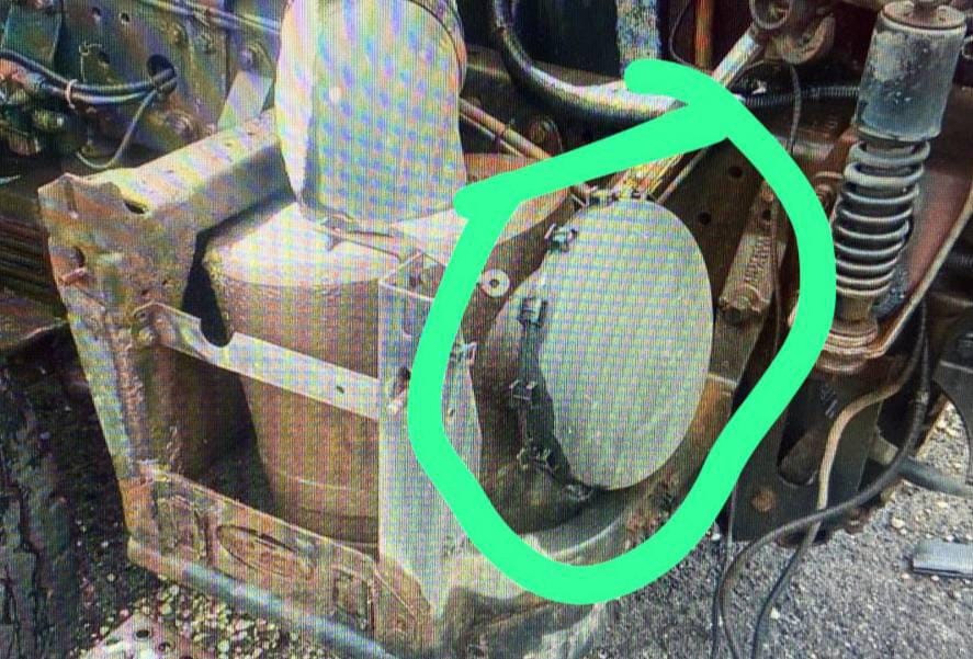 Ищу крышку воздушного фильтра на ман командор.  - photo 1