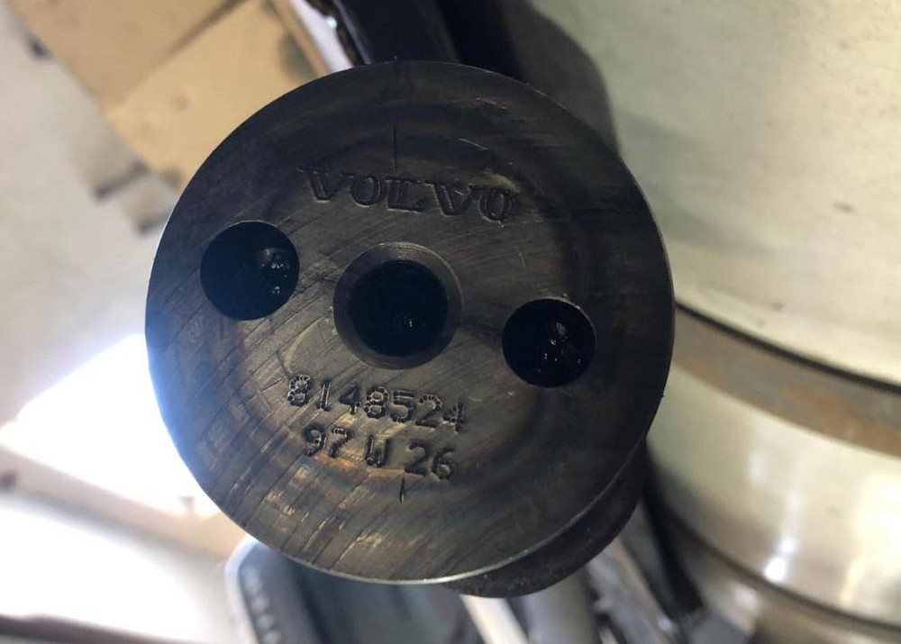 Куплю распредвал 8148524 Volvo.  - photo 1