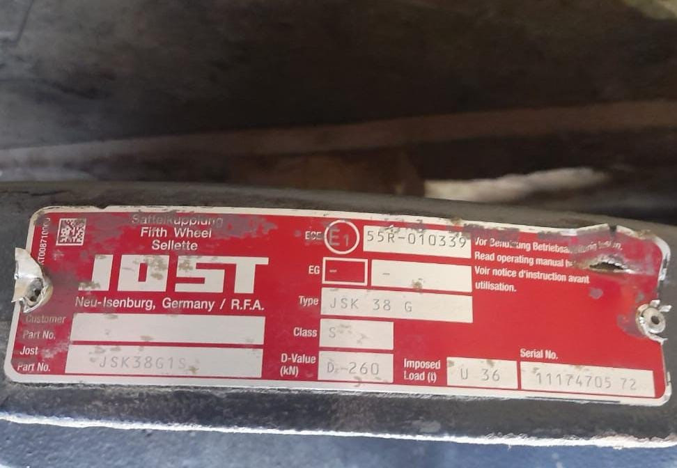 Нужно седло JOST.  - photo 1