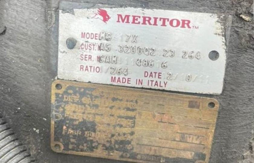 Ищу редуктор MS17X 2,64 (на 16 болтов).  - photo 1