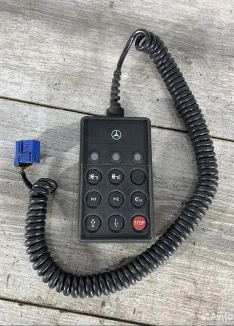Интересует пульт управления подвески Мерседес Актрос мп3. Вся Россия - изображение 1