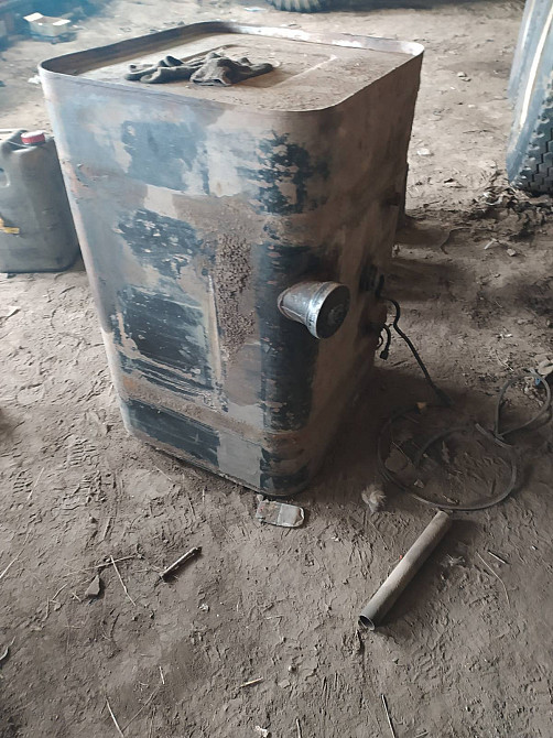 Куплю бак топливный на шакман Ф2000. Вся Россия - изображение 1