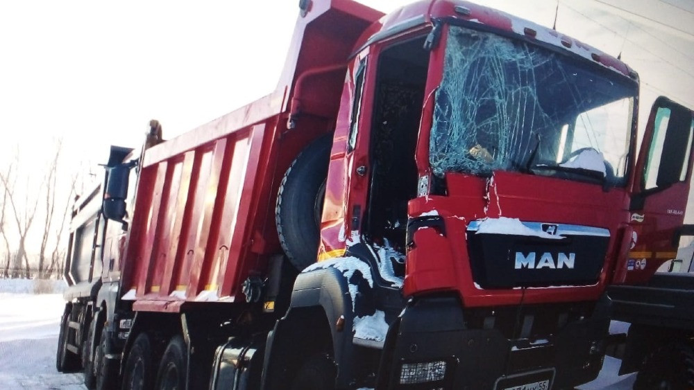 Интересует кабина в сборе или каркас MAN TGS 40.440 6*6 BB-WW WMA58WZZ0HP091019.  - photo 1