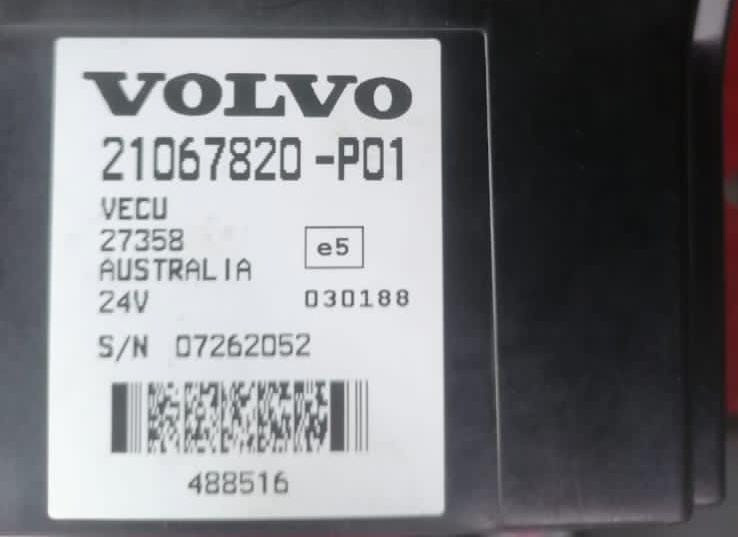 Ищу блок vecu 21067820-Р01 на Вольво.  - photo 1