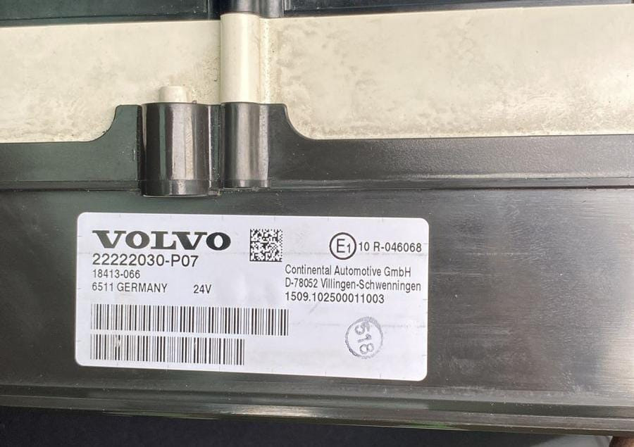 Ищу 22222030-Р07 панель приборов Volvo FH-4 2018г.  - photo 1