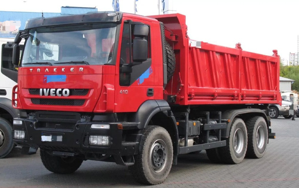Нужна дневная кабина Ивеко Треккер самосвал, машина 12 года (желательно желтого цвета, комплектная),  - photo 1
