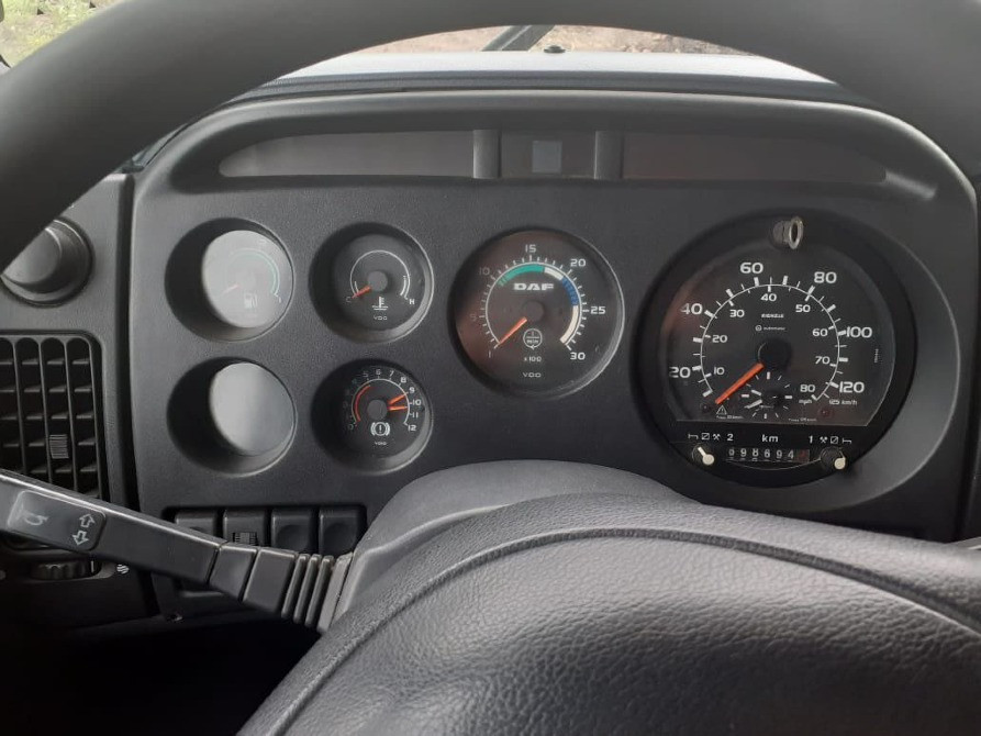 Ищу щиток приборов ДАФ 95.  - photo 1