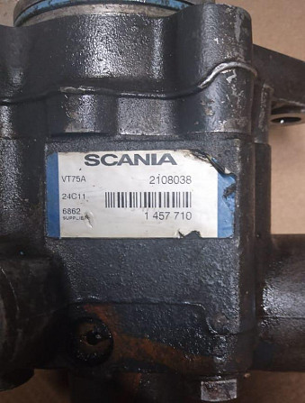 Нужен насос гидроусилителя руля 2108038 Scania.  - photo 1