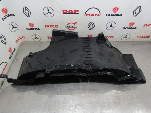 Нужен подкрылок передний правый Mercedes Axor (в СБОРЕ) 9408812501 и 9408813201.  - photo 1