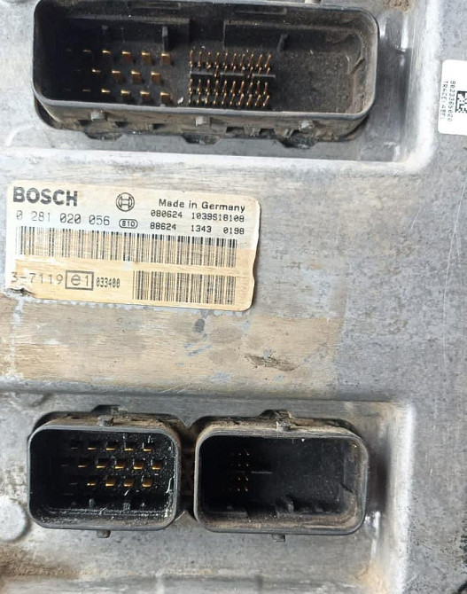 Нужен блок управления 0281020056 на D2876.  - photo 1