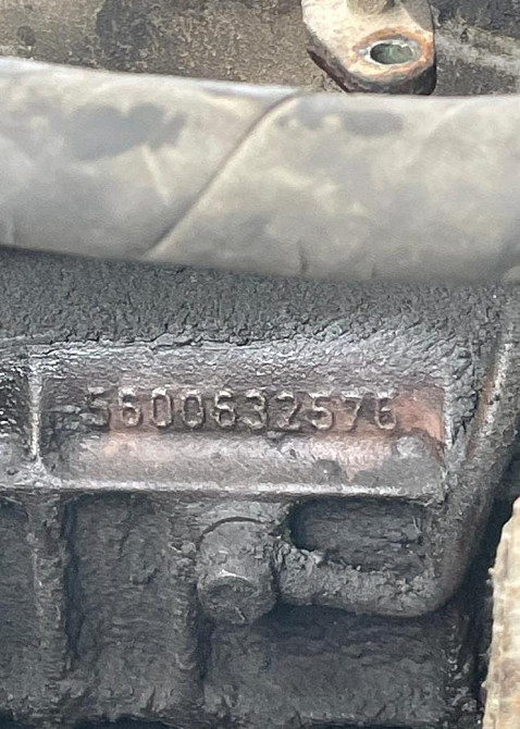 Нужен блок цилиндров (5600632576) двигатель dci 6 на Рено.  - photo 1