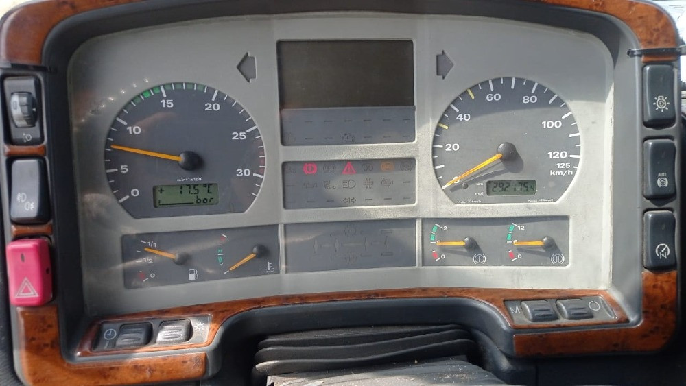 Куплю приборную панель MAN TGA, 85017053.  - photo 1