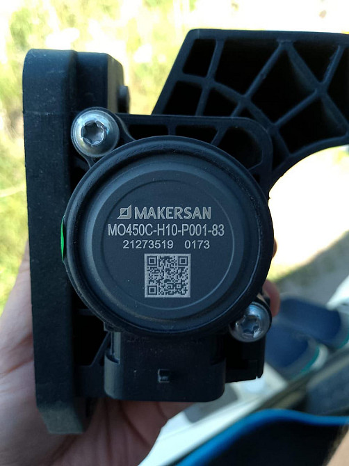 Ищу педаль газа на КамАЗ 5490 с китайским газовым двигателем Veichai.  - photo 1