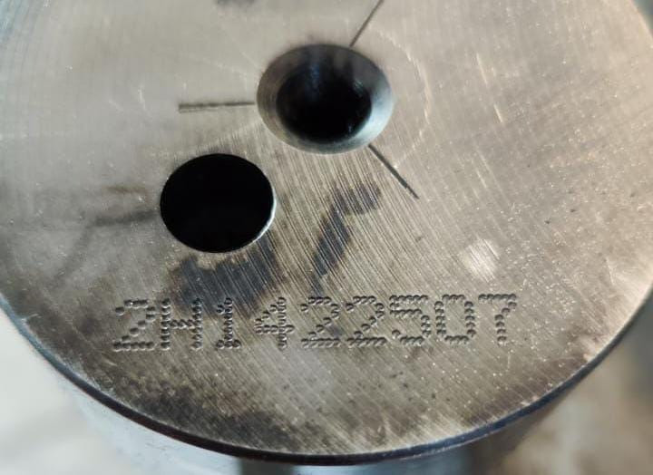 Ищу 1422507 распредвал Скания 4.  - photo 1