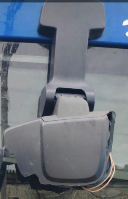 Ищу на Scania 6 series 2023 год зеркало целиком 2645686.  - photo 1