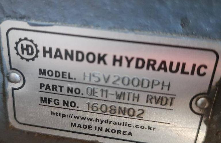 Нужен основной насос на экскаватор Хитачи ZX470.  - photo 1