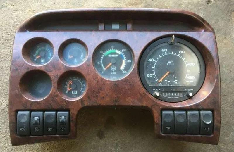 Ищу приборную панель на Daf.  - photo 1