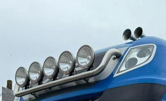 Ищу дугу в сборе и стояночный кондей DAF XF105.  - photo 1