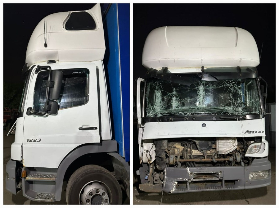 Ищу кабину на вторую АТЕГО авто 2005г., под 906 мотор с шахтой., моложе приветствуется.  - photo 1