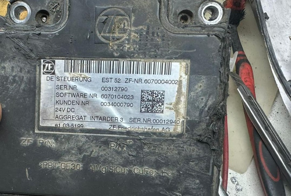 Ищу блок управления ретардой EST52 DAF XF105 (Бюджет 90.000р. - 95.000р.).  - photo 1