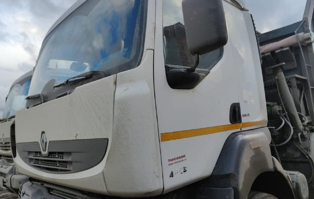 Нужна кабина Renault.  - photo 1