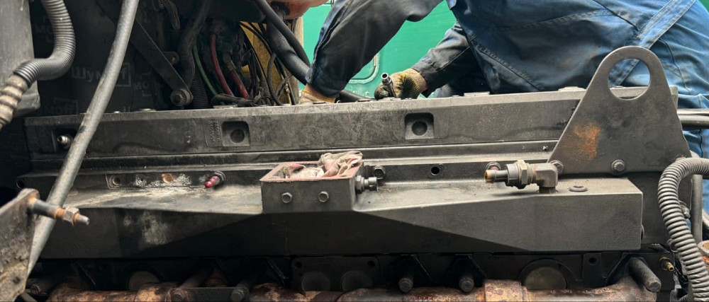 Ищу впускной коллектор на Cummins ism 11.  - photo 1