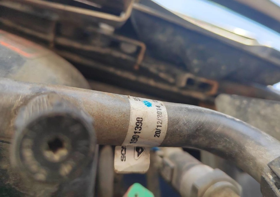 Ищу трубку кондиционера Скания 5, 1901390.  - photo 1