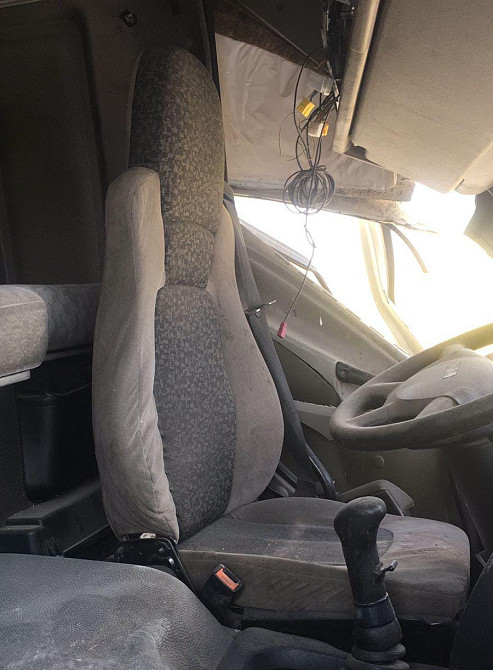 Ищу сиденье старого образца водительское Даф 105.  - photo 1