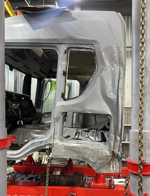 Ищу левую бочину 2366145 Скания.  - photo 1