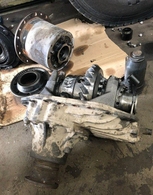 Ищу задний редуктор Man TGA 26/24 на 20 болтов.  - photo 1