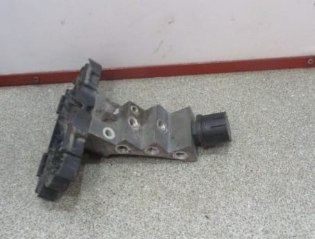 Ищу распределитель пневмосистемы Вольво, 3988223.  - photo 1