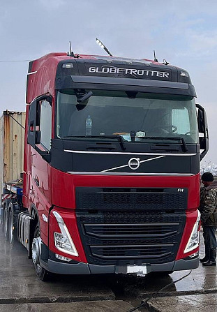 Нужна кабина Volvo FH5 автомат, по высоте Глобик или XXL. Вся Россия - изображение 1