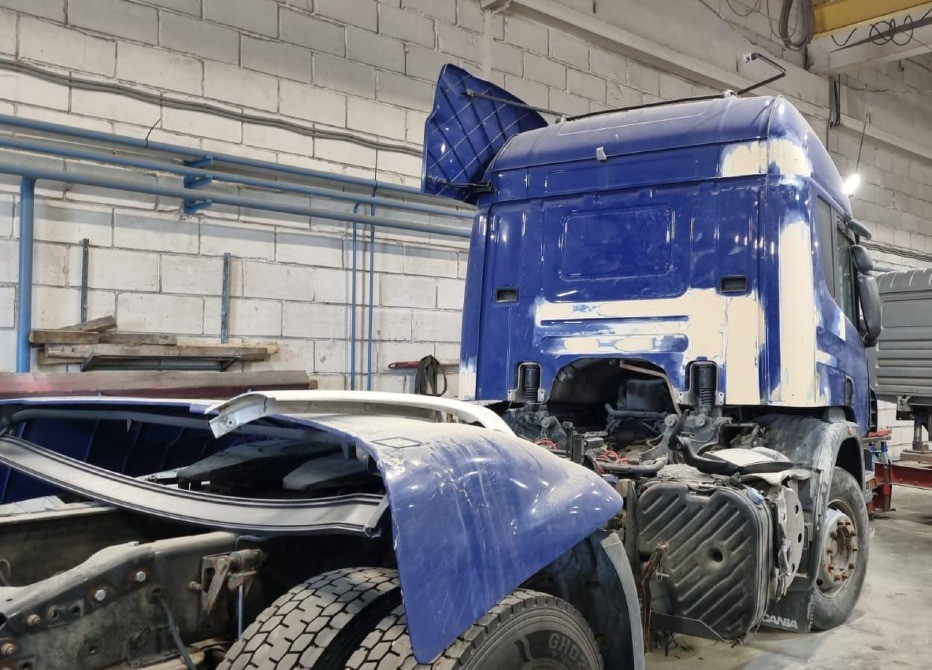 Ищу комплект спойлеров на SCANIA P 2017г.  - photo 1