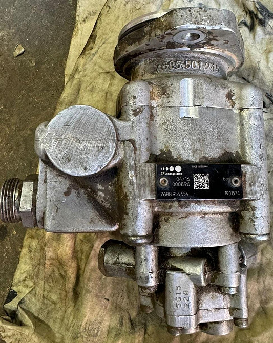 Ищу 1901574 насос Гур DAF CF, 8x4, самосвал.  - photo 1
