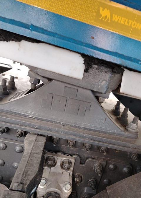 Ищу опоры седла JOST на 185 седло.  - photo 1