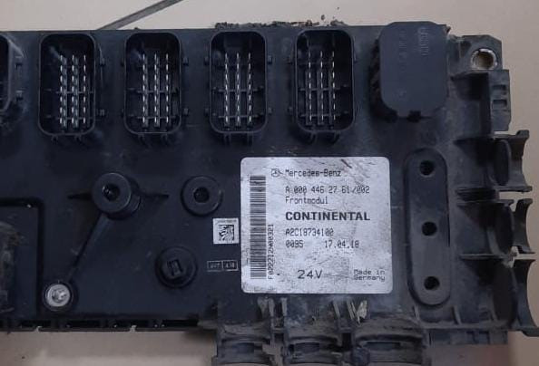 Ищу блок света на Актрос МР3, А0004462761/002.  - photo 1