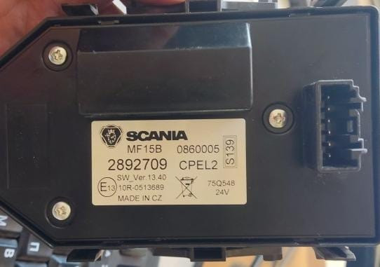 Нужен 2892709 блок управления светом Scania.  - photo 1