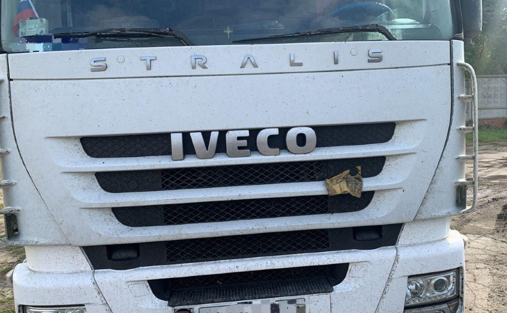 Ищу капот Ивеко Стралис.  - photo 1