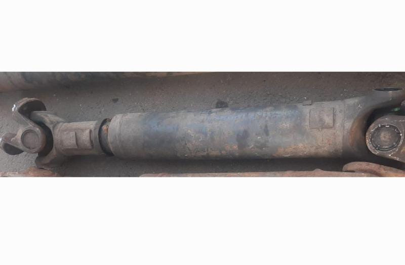 Нужен 1392711 вал карданный DAF (в сжатом состоянии 104 см, диаметр трубы 120мм, фланец 180мм) станд  - photo 1