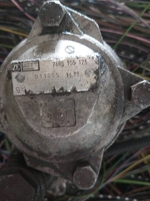 Куплю 7685955125 насос Гура MAN F90 (левого вращение).  - photo 1