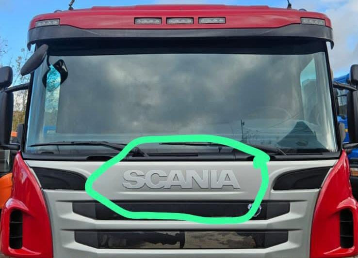 Куплю логотип на капот SCANIA, 4 или 5 серии, не важно. Надо 5 штук !!!  - photo 1