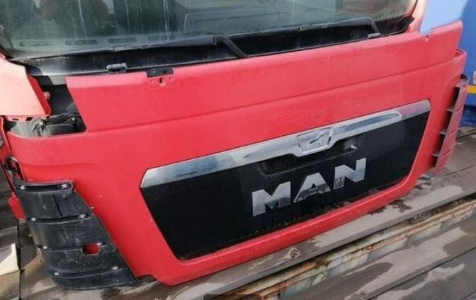 Ищу капот MAN TGS.  - photo 1