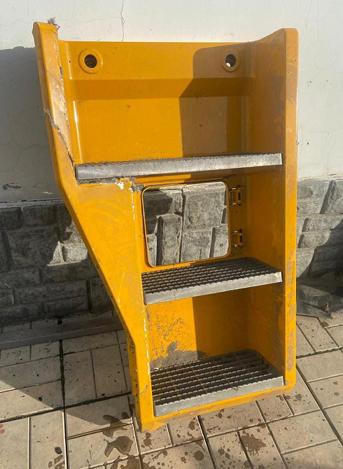 На Рено Магнум нужная такая левая сторона.  - photo 1