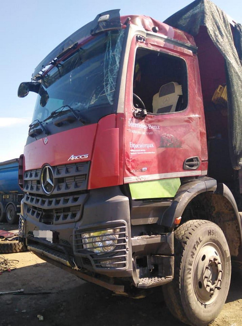 Нужна такая кабина Мерседес Арокс.  - photo 1