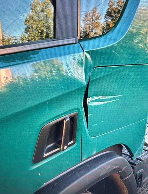 На Scania P 6-серия 2021г. куплю 2653980 дверь, 2366137 боковину, 2711883 крышку люка.  - photo 1